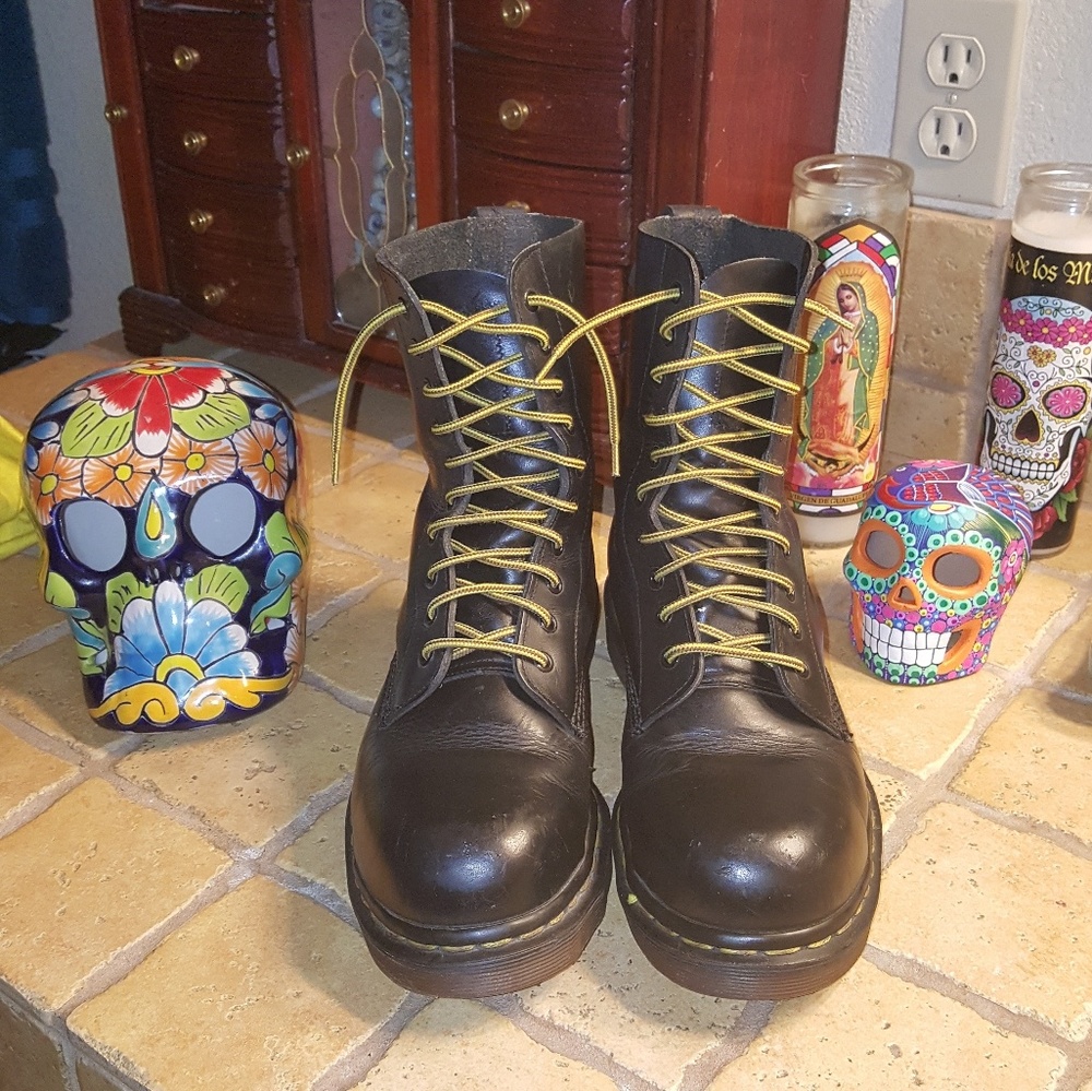 Dr. Martens